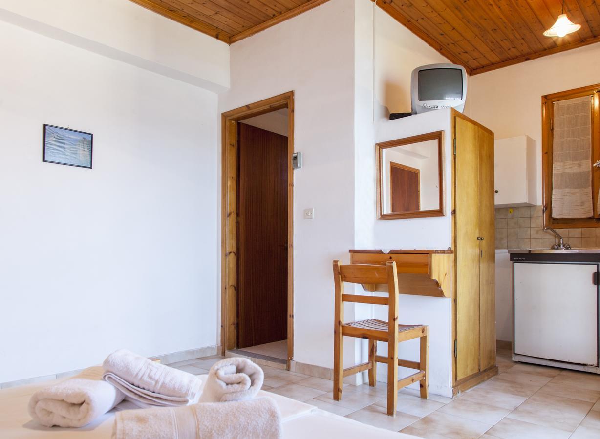 Fraxi Beach Aparthotel Никиана Екстериор снимка