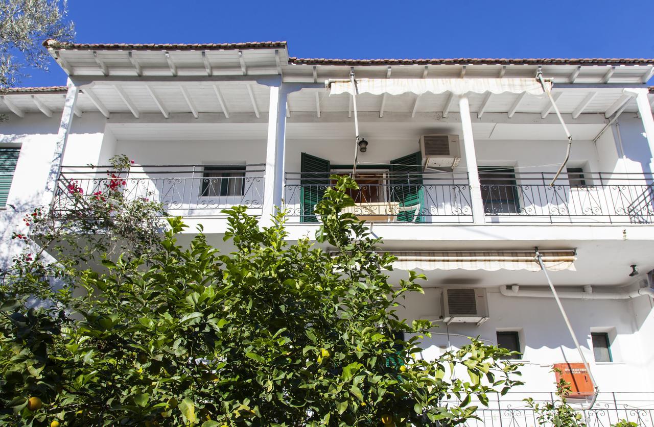 Fraxi Beach Aparthotel Никиана Екстериор снимка